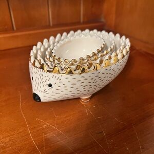 Hedgehog Shaped Ceramic Nesting Bowls & Measuring Cups